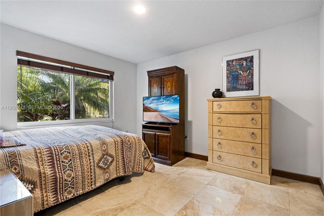 20520 SW 190th St, Miami, FL 33187