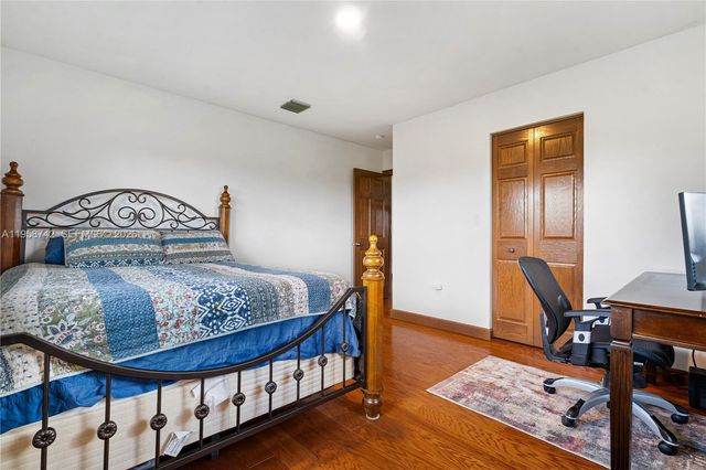 20520 SW 190th St, Miami, FL 33187