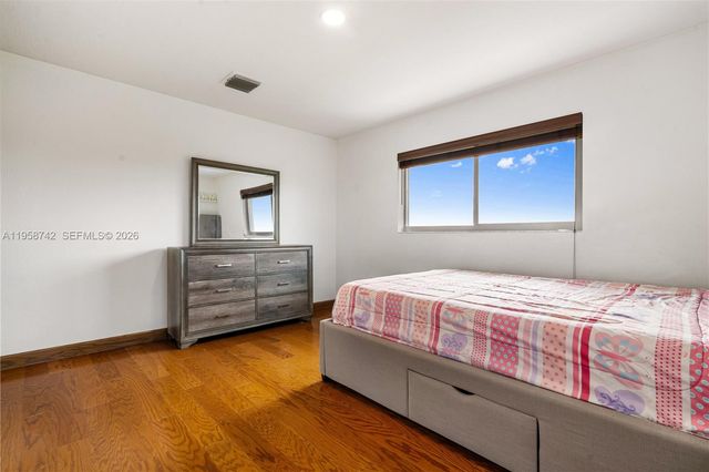 20520 SW 190th St, Miami, FL 33187