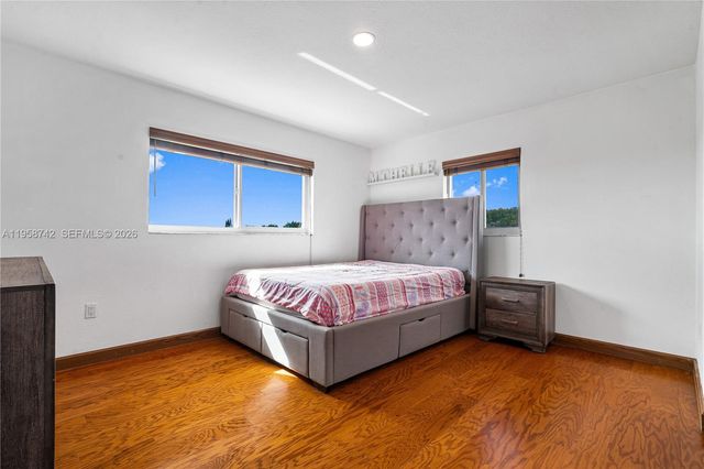 20520 SW 190th St, Miami, FL 33187