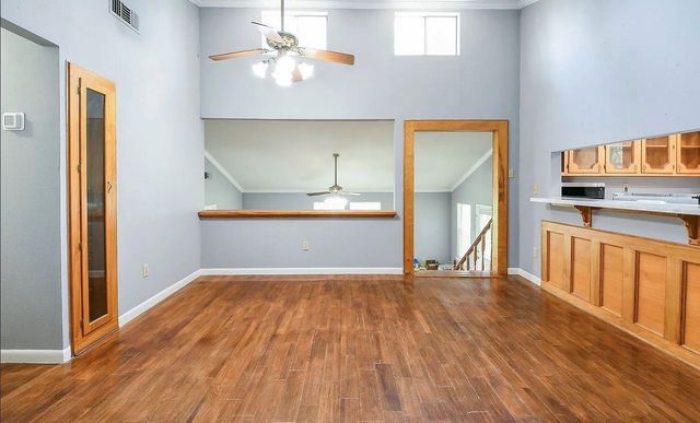 11122 Sunturf Lane, Houston, TX 77044