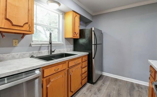 11122 Sunturf Lane, Houston, TX 77044