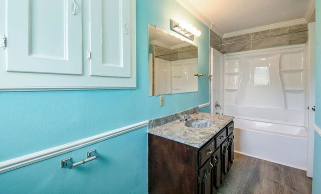 11122 Sunturf Lane, Houston, TX 77044