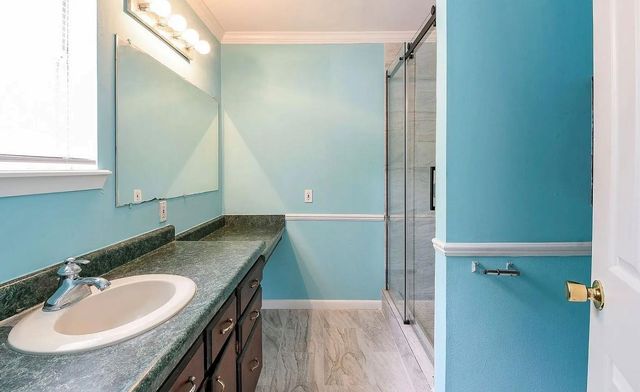 11122 Sunturf Lane, Houston, TX 77044