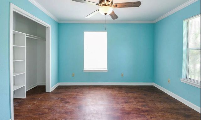 11122 Sunturf Lane, Houston, TX 77044