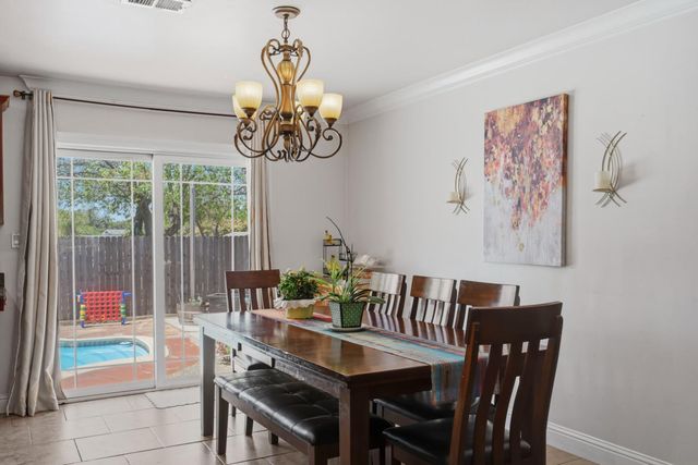 6653 Deerfield Dr, Citrus Heights, CA 95610
