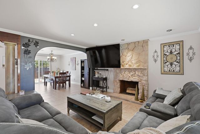 6653 Deerfield Dr, Citrus Heights, CA 95610