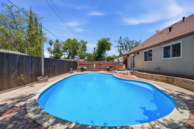 6653 Deerfield Dr, Citrus Heights, CA 95610
