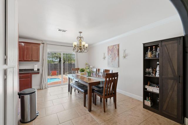 6653 Deerfield Dr, Citrus Heights, CA 95610