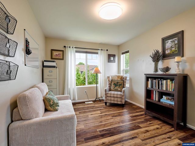 6224 Elena St NE, Albany, OR 97321