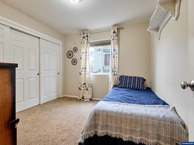 6224 Elena St NE, Albany, OR 97321