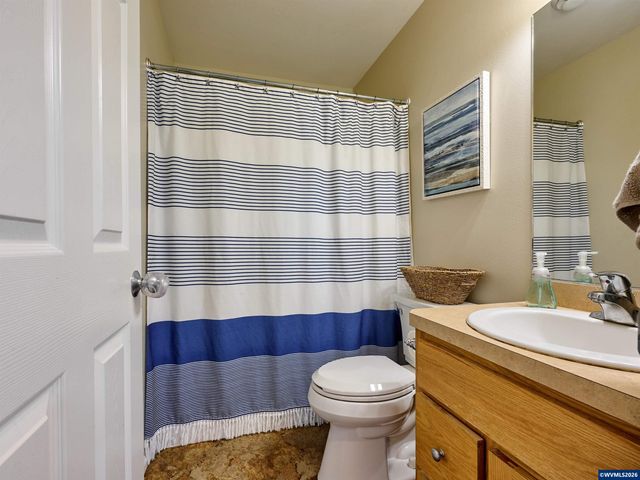 6224 Elena St NE, Albany, OR 97321