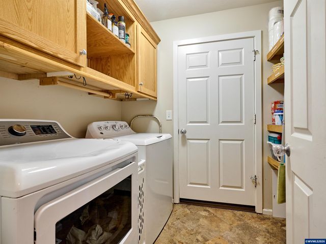 6224 Elena St NE, Albany, OR 97321