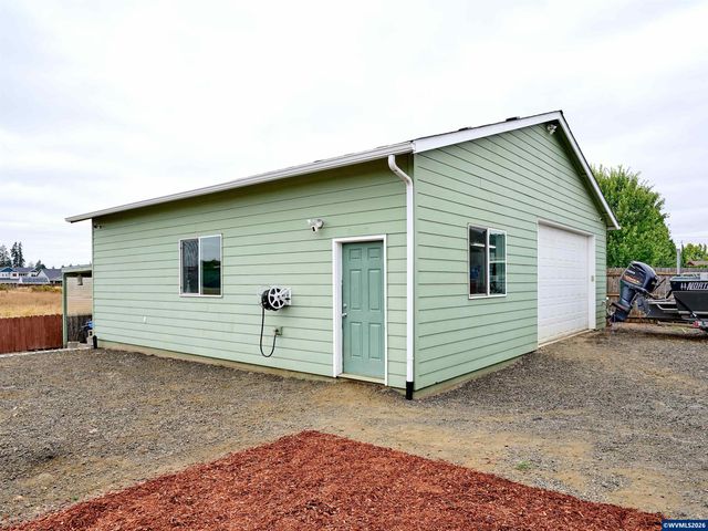 6224 Elena St NE, Albany, OR 97321