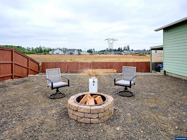 6224 Elena St NE, Albany, OR 97321