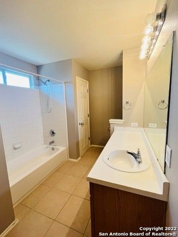 9819 AUTUMN PL, San Antonio, TX 78109