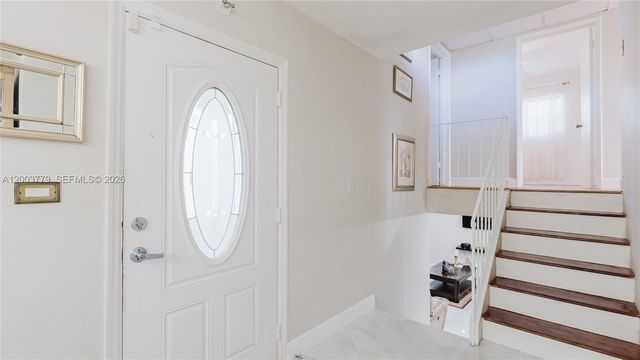 1300 NE 204th St, Miami, FL 33179