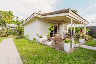 1300 NE 204th St, Miami, FL 33179