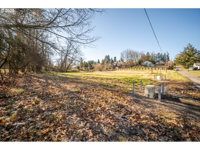 12395 CLARA Ln, Lake Oswego, OR 97035