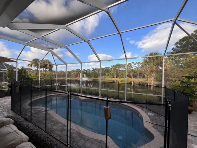4848 SE Mariner Village Lane, Stuart, FL 34997