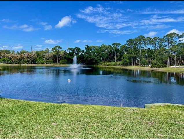 4848 SE Mariner Village Lane, Stuart, FL 34997