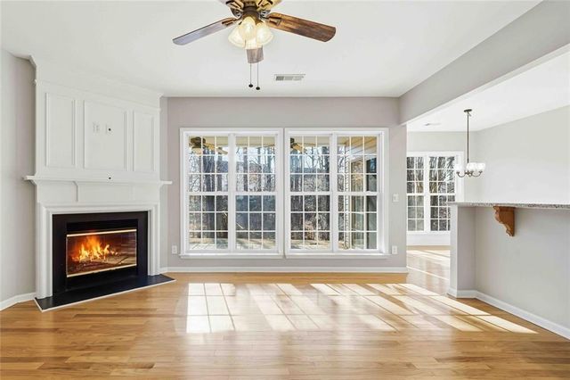 907 Santa Anita Drive, Woodstock, GA 30189