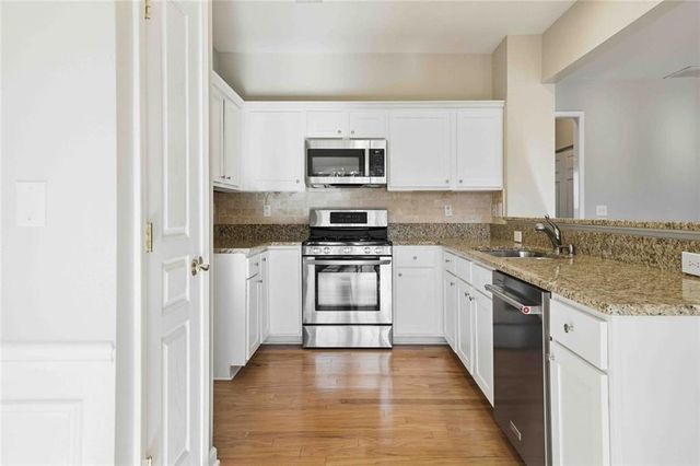 907 Santa Anita Drive, Woodstock, GA 30189