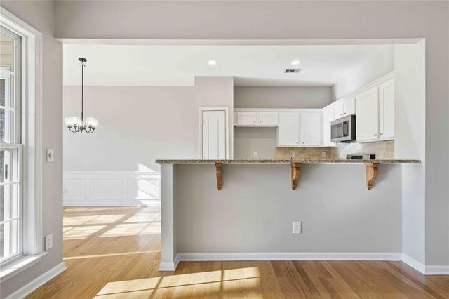 907 Santa Anita Drive, Woodstock, GA 30189