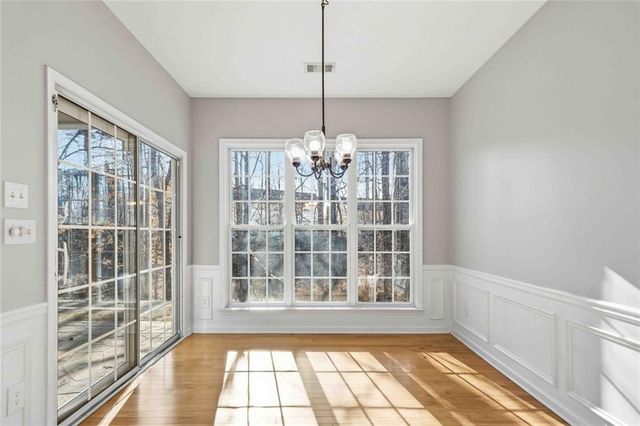 907 Santa Anita Drive, Woodstock, GA 30189