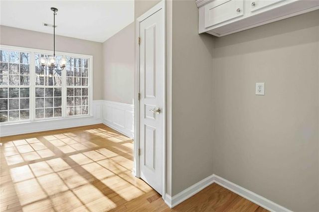 907 Santa Anita Drive, Woodstock, GA 30189