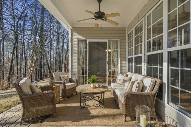 907 Santa Anita Drive, Woodstock, GA 30189