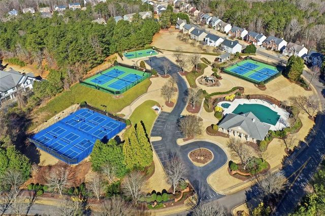 907 Santa Anita Drive, Woodstock, GA 30189