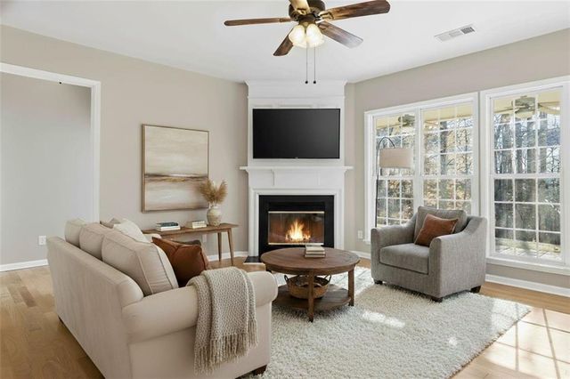 907 Santa Anita Drive, Woodstock, GA 30189