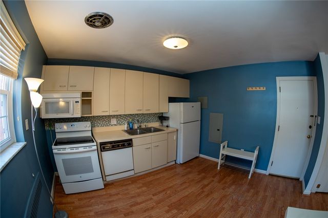 5025 5th Ave 3F, Shadyside, PA 15232