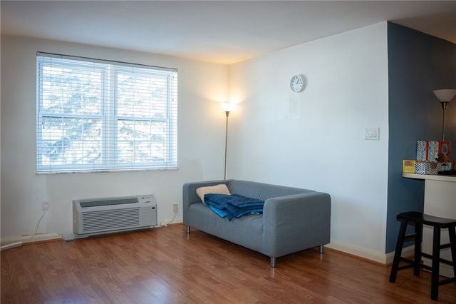 5025 5th Ave 3F, Shadyside, PA 15232