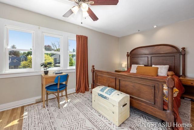 741 Crescent Street, Grand Rapids, MI 49503