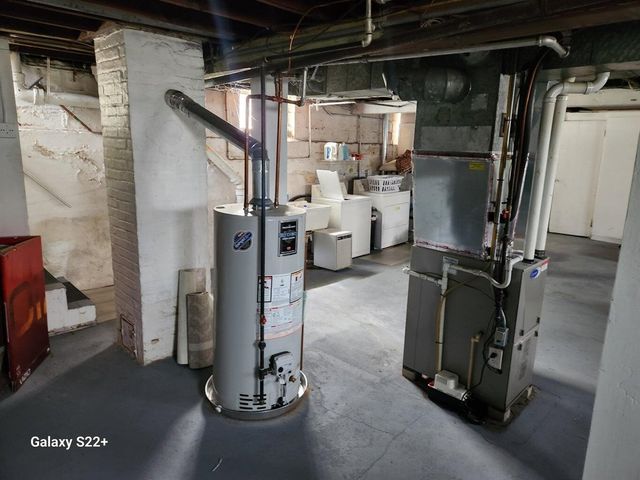 741 Crescent Street, Grand Rapids, MI 49503
