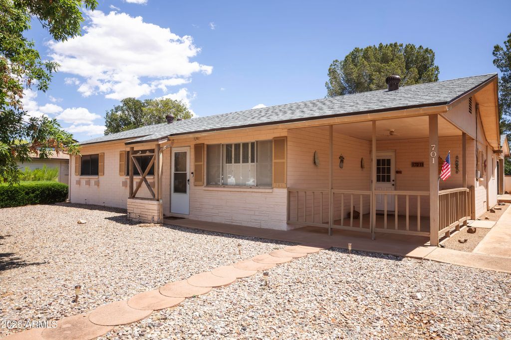 Image 8 of property listing at 701 Norman Avenue, Sierra Vista, AZ 85635