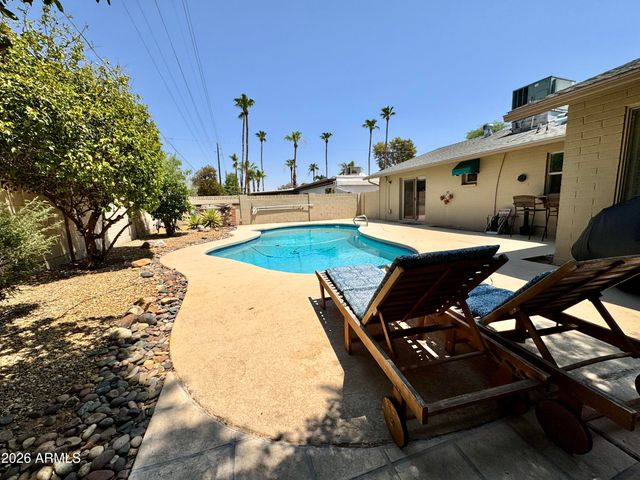 8238 E VISTA Drive E, Scottsdale, AZ 85250