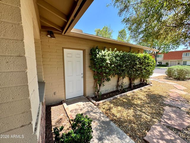 8238 E VISTA Drive E, Scottsdale, AZ 85250