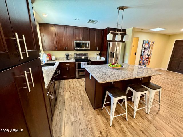 8238 E VISTA Drive E, Scottsdale, AZ 85250