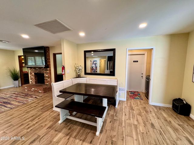 8238 E VISTA Drive E, Scottsdale, AZ 85250