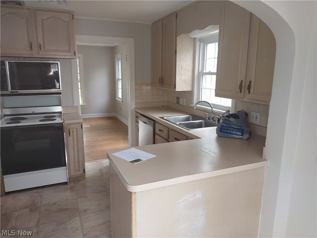 3251 Cleveland Boulevard, Lorain, OH 44052