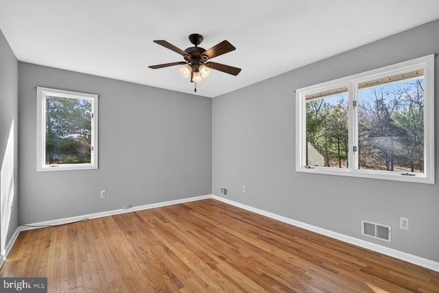 77 MEADOW RUN DR, Skillman, NJ 08558