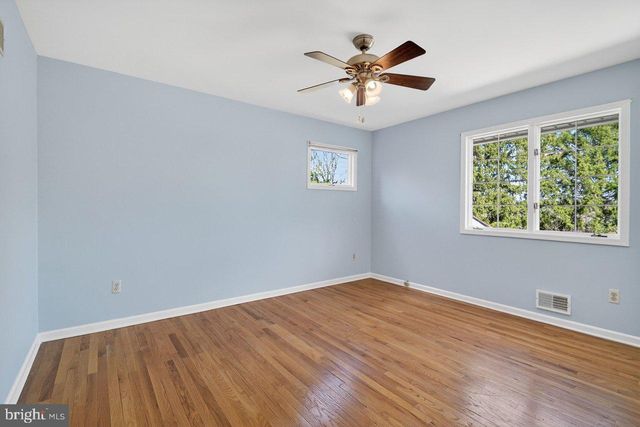 77 MEADOW RUN DR, Skillman, NJ 08558