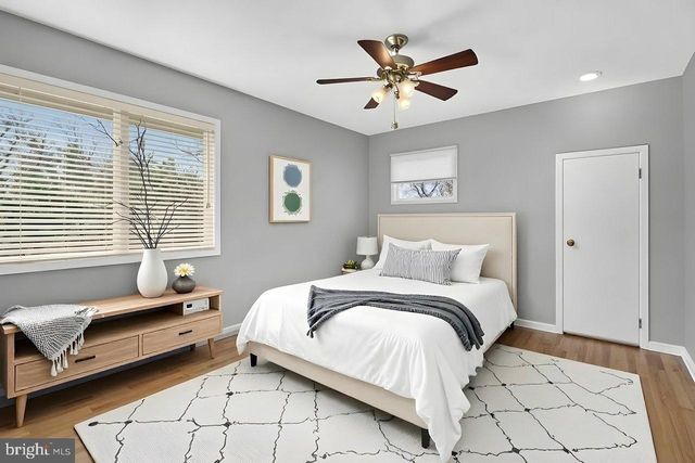 77 MEADOW RUN DR, Skillman, NJ 08558