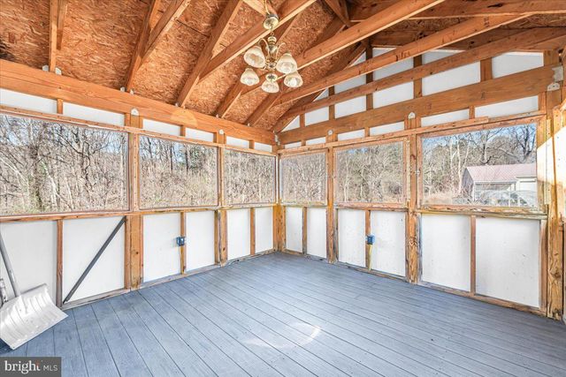 19626 GARRETTS MILL RD, Knoxville, MD 21758