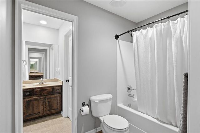 16532 Cody Street, Overland Park, KS 66221