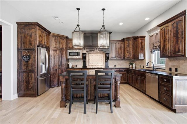 16532 Cody Street, Overland Park, KS 66221