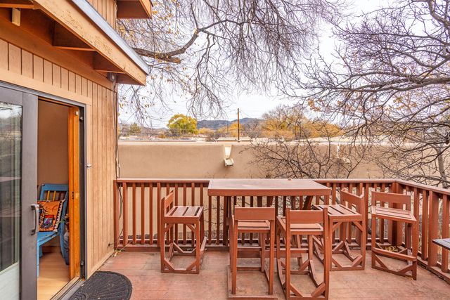 223 E Santa Fe Avenue APT C, Santa Fe, NM 87505